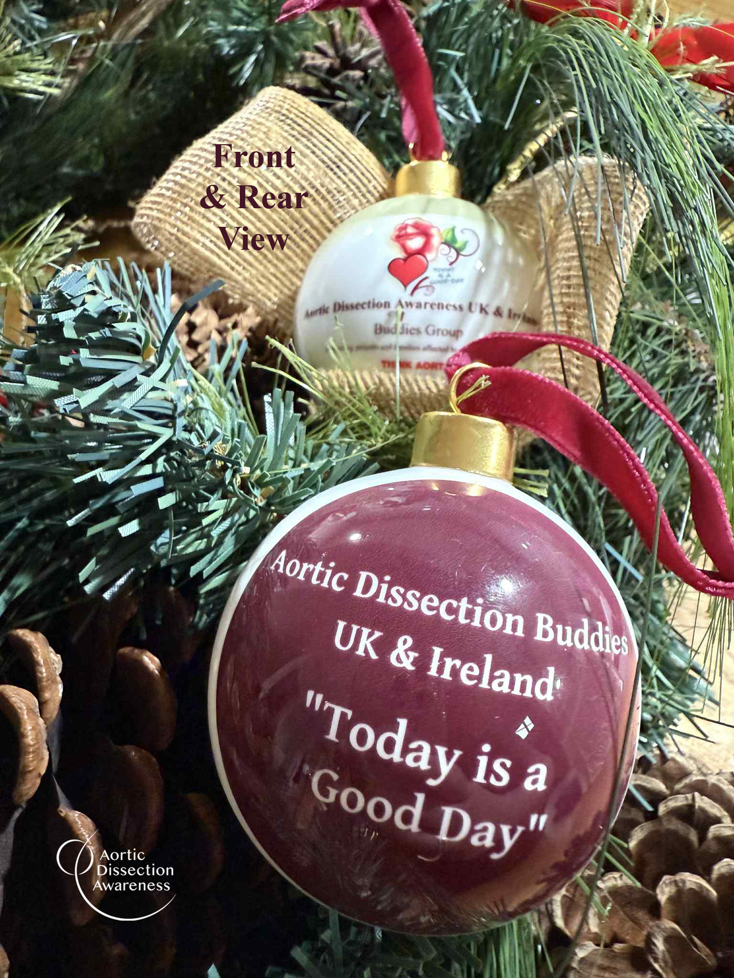 (1cb)    Christmas Buddy Bauble