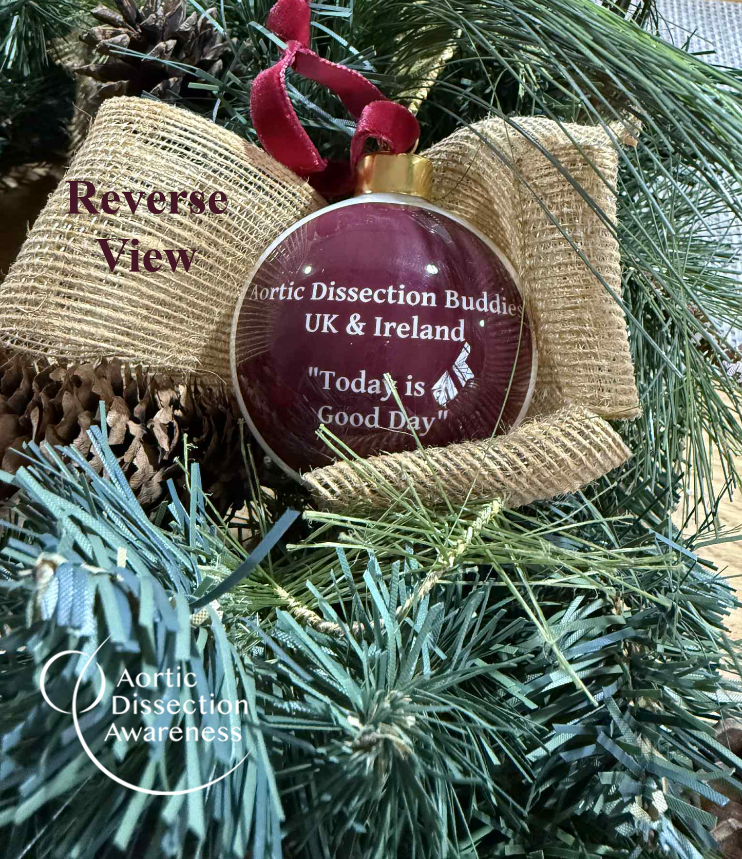 (1cb)    Christmas Buddy Bauble